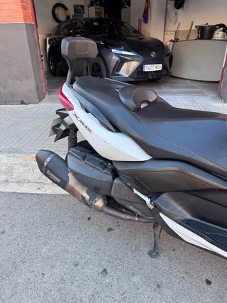 Cambio Xmax 400 Maxi Scooter