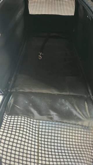 Transportín para mascotas gris y negro