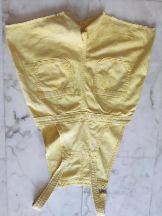 Mono corto amarillo Gap Talla XL niña