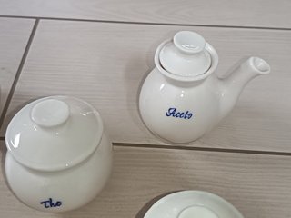 Servizio 6 Pezzi Olio Aceto Caffè Tè Sale Pepe