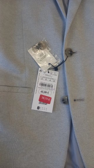 Americana gris nueva con etiqueta
