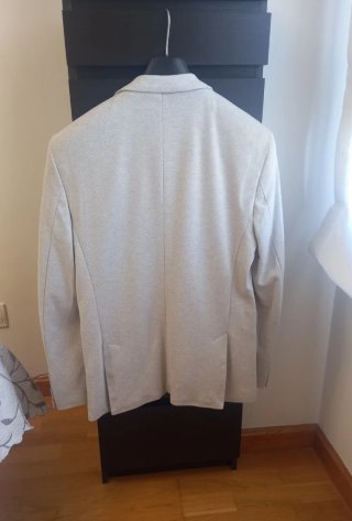 Americana gris nueva con etiqueta