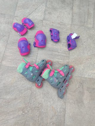 Patines y protecciones infantiles