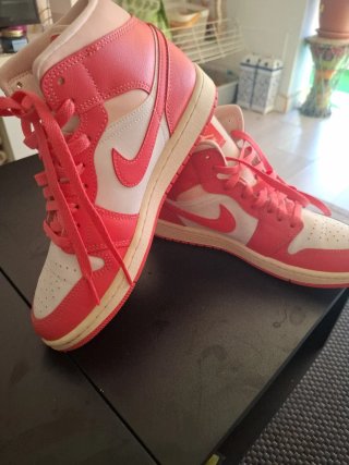 Nike Air Jordan 1 Mid Rosa Blanco sin caja