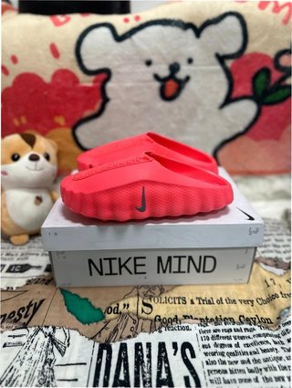 Nike Mind 001 Rojo Solar EU 41