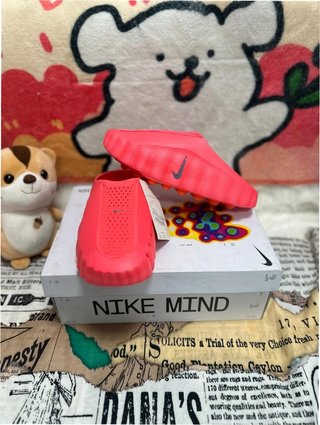 Nike Mind 001 Rojo Solar EU 41
