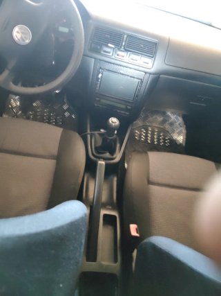 Volkswagen Golf 2003