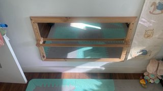 Espejo con barra Montessori Madera
