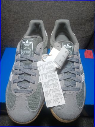 Zapatillas Adidas Gazelle Gris/Blanco Talla 39