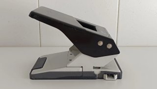Perforadora Leitz 5138 Papel/Cartón
