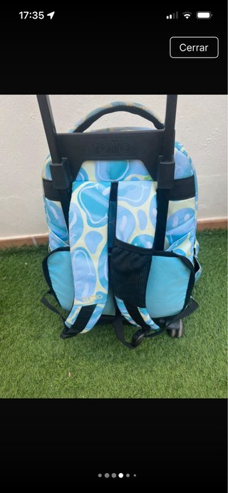 Mochila escolar Totto con diseño de caritas
