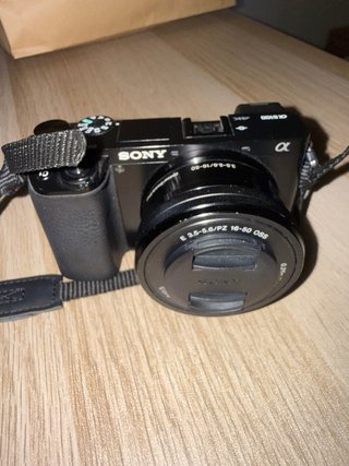 Cámara Mirrorless Sony Alpha a6100