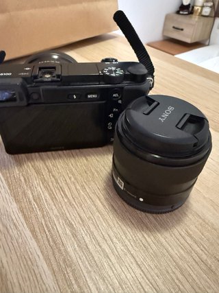 Cámara Mirrorless Sony Alpha a6100