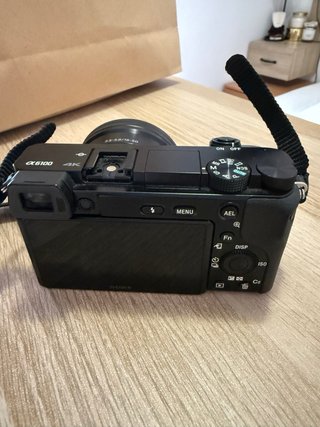 Cámara Mirrorless Sony Alpha a6100