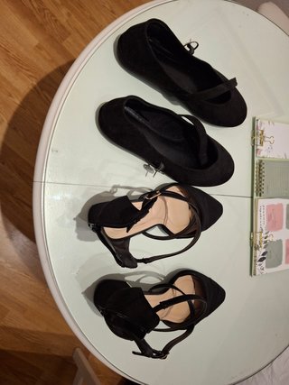Sandalias y Zapatos Parisinos Negros