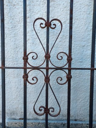 Reja de Hierro Forjado maciza