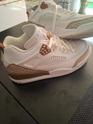 Nike Air Jordan 4 Blanco Marrón Sin Caja