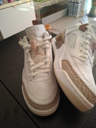 Nike Air Jordan 4 Blanco Marrón Sin Caja