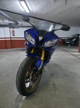Yamaha R6