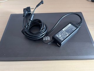 Portatil CLEVO W250EUQ Win10