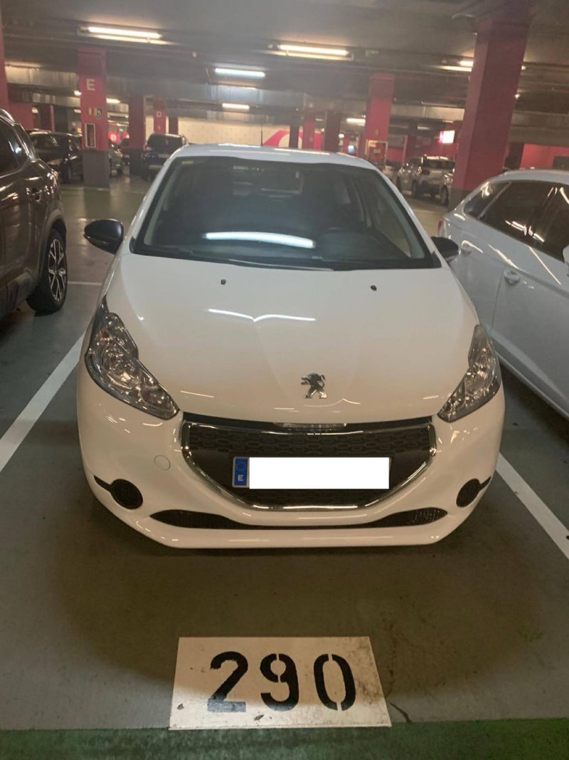 Peugeot 208 2013 - foto 1