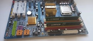 Placa Base Gigabyte Core 2 Duo + RAM