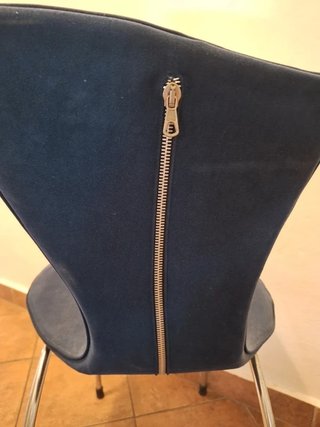 Sedia blu sfoderabile