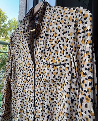 Camisa Zara Estampada Animal Talla M