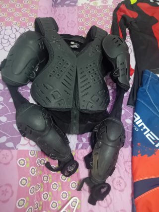 Botas Motocross Rojas y Negras