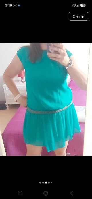Vestido verde con detalles plateados