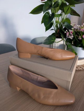 Zapatos LATOUCHE destalonados camel