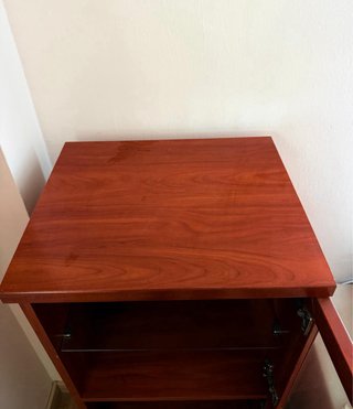Vetrina in legno di ciliegio con vetro