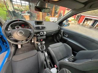 Renault Clio R27 F1 Team