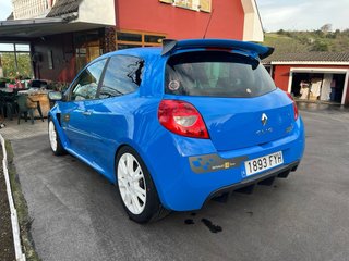 Renault Clio R27 F1 Team