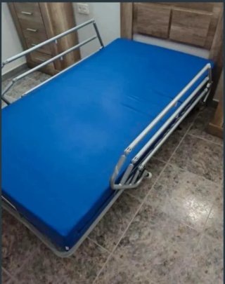 Geriafy - Cama Articulada con Colchón Sanitario