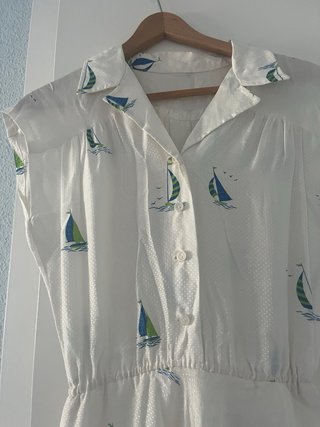 Vestido vintage blanco con veleros