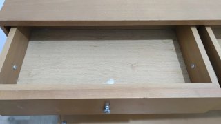 Mueble zapatero de madera color miel