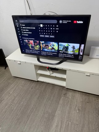 Smart TV LG 42 Negra y Blanca