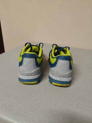 Munich Hydra X-Lite Talla 43 (5 usos). Para padel.