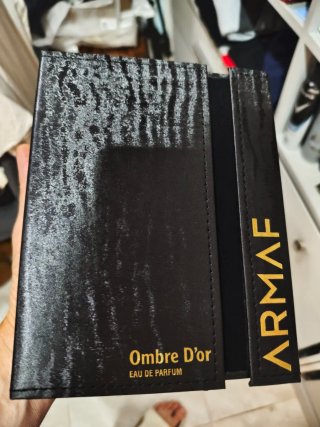 Armaf Ombre D'Or Perfume Negro y Dorado
