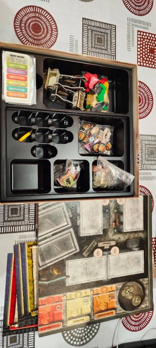 Tribuno. Juego de mesa Primus Inter Pares