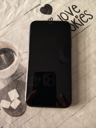 iPhone 11 128GB Negro + Cable