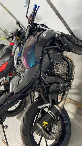 Yamaha MT-07 morada
