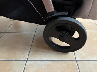 Silla de paseo Peg Perego 3 piezas + sombrilla
