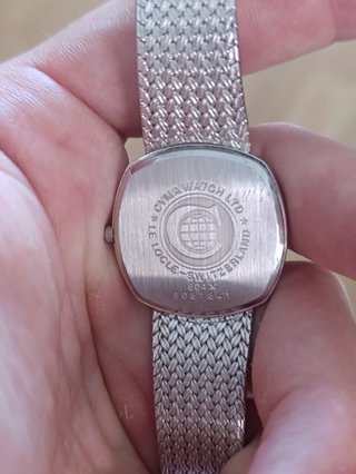 Reloj Cyma de Cuarzo con Diamantes