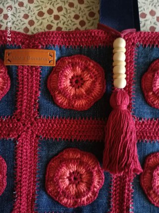 Bolso de crochet hecho a mano