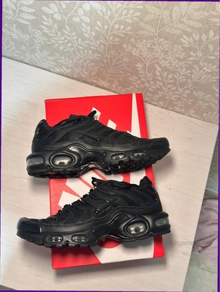 Nike Air Max Plus Triple Black Talla 41