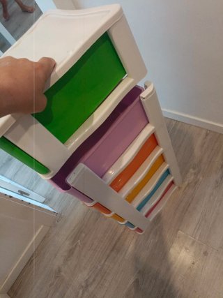 Cajonera de plástico multicolor