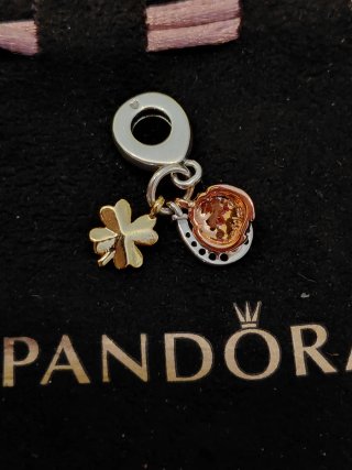 Pandora Charm Portafortuna Oro Argento