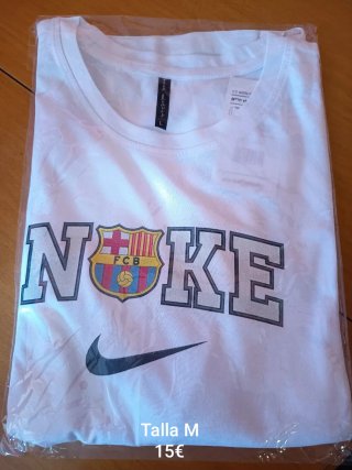 Camiseta Nike Talla M Mujer